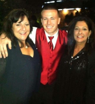 Nicole with her mother and Matthew